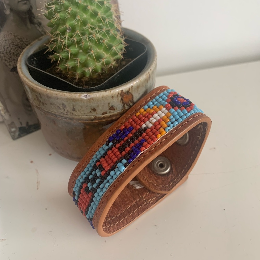 NWT beaded bracelet